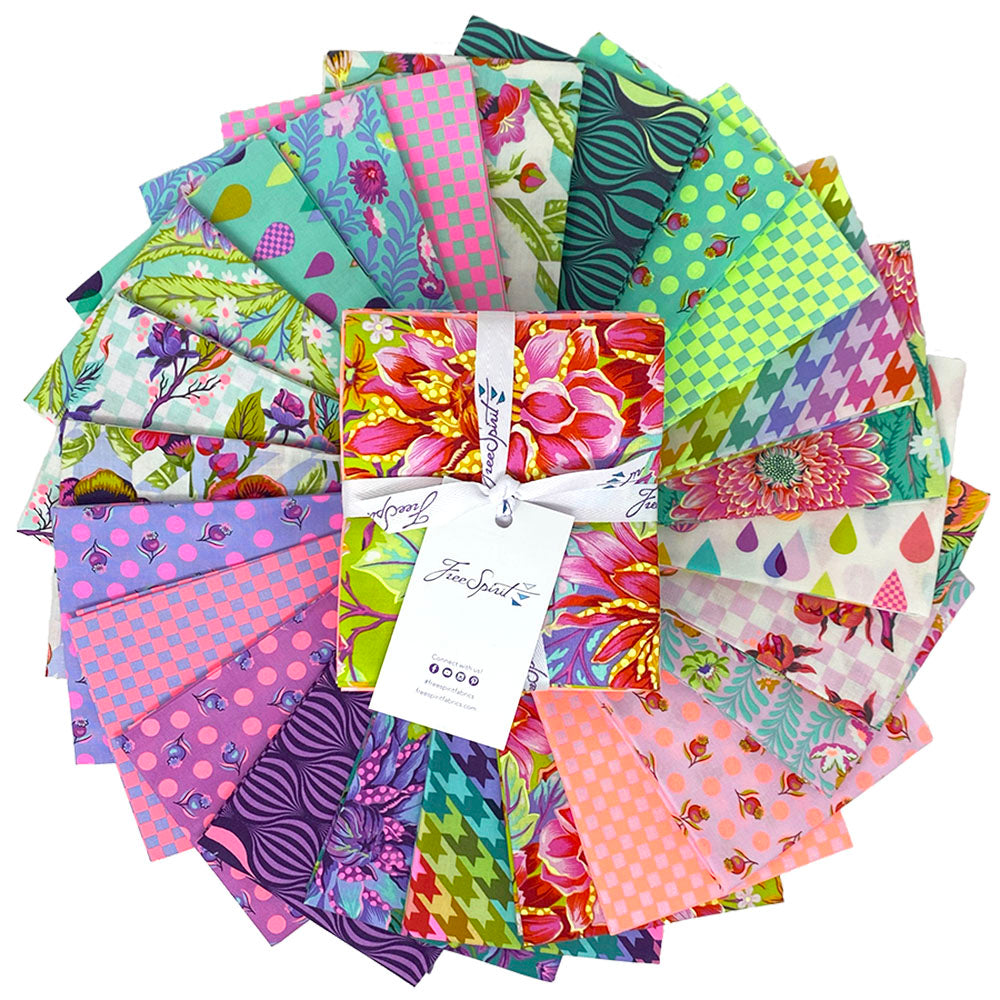 Untamed | Fat Quarter Bundle with Neon Accents by Tula Pink for Free Spirit | FB4FQTP.UNTAMED | 24pc