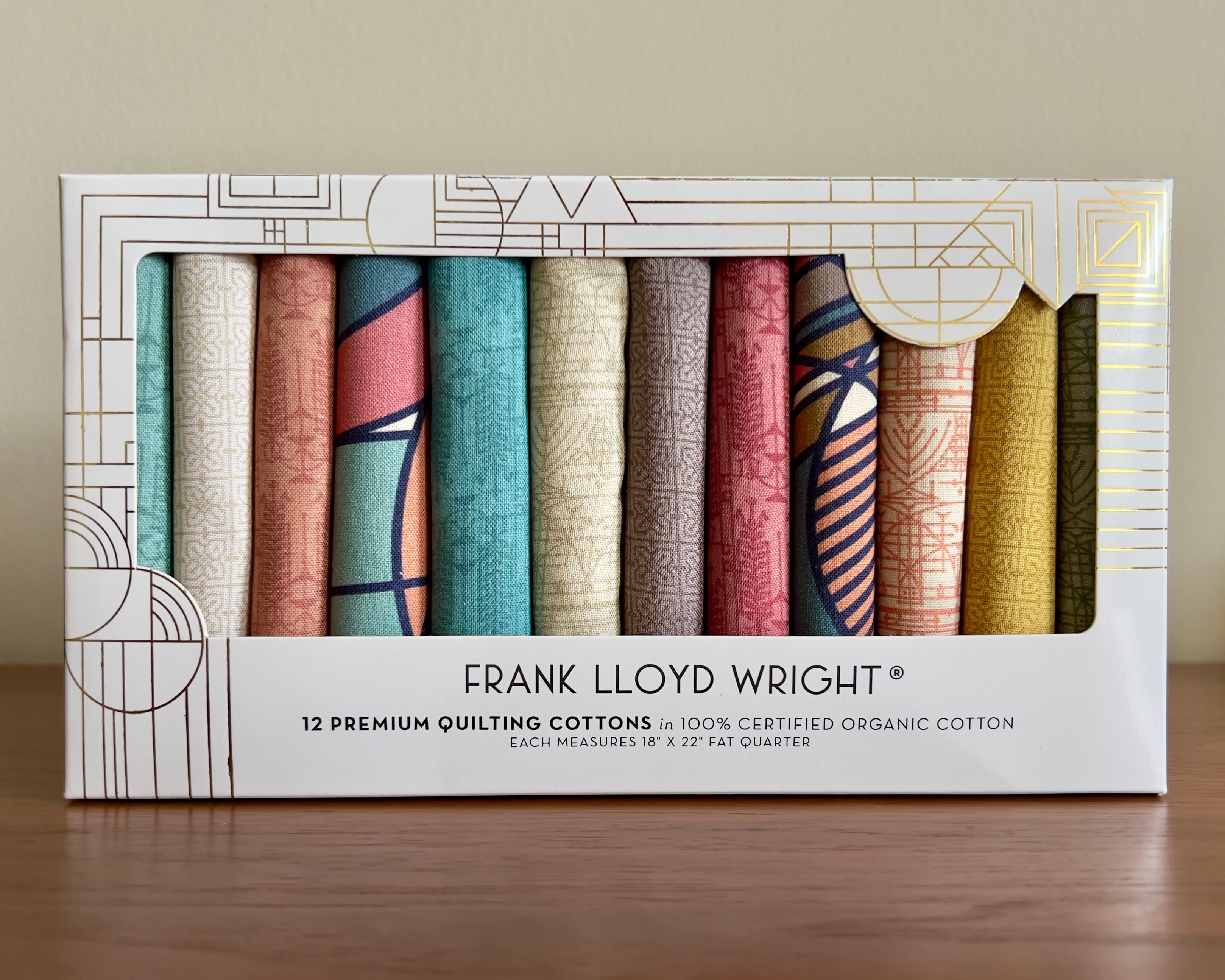 Frank Lloyd Wright Collection by Cloud9 | March Balloons Fat Quarter Gift Box | 100% Organic Cotton | 12 pcs