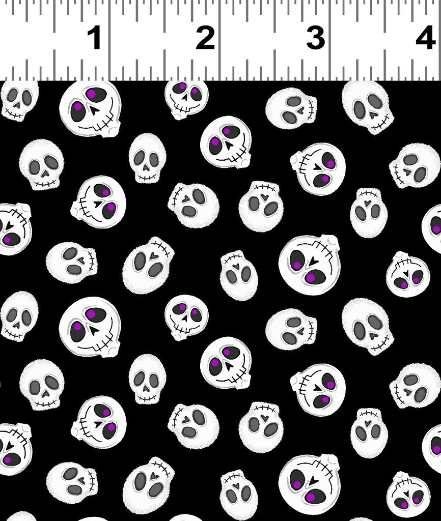 Hey Boo! | Black Skulls by Michael Zindell for Clothworks | Y3845-3